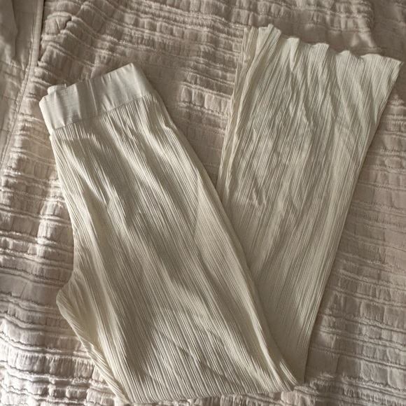 Frankie’s Bikinis pant - Picture 3 of 3